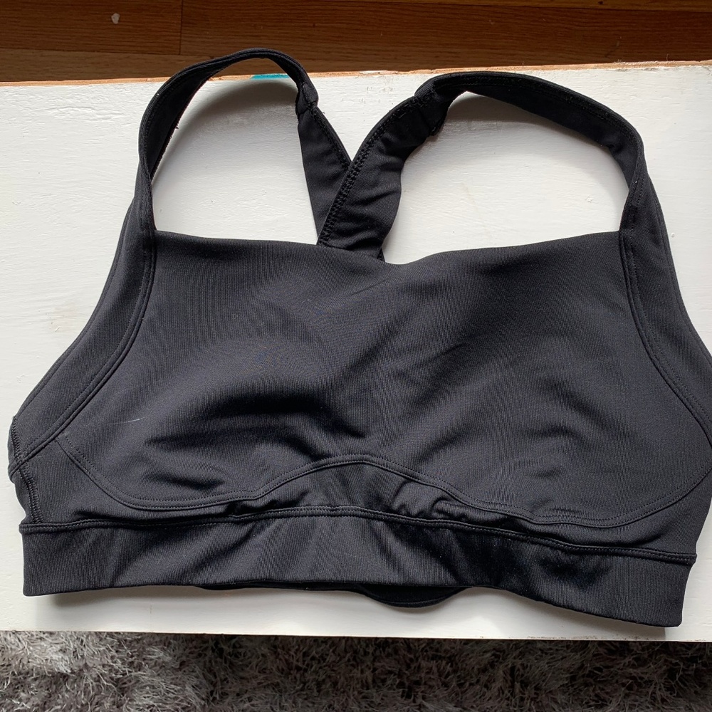 Old Navy Active Sports Bra Criss Cross Back L